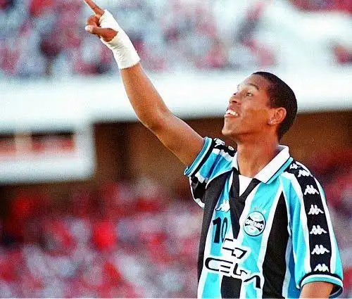 界中掀起了 界中掀起了