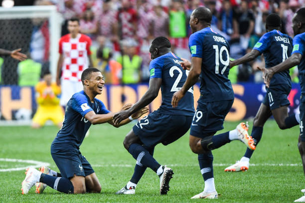 激化两国经 激化两国经