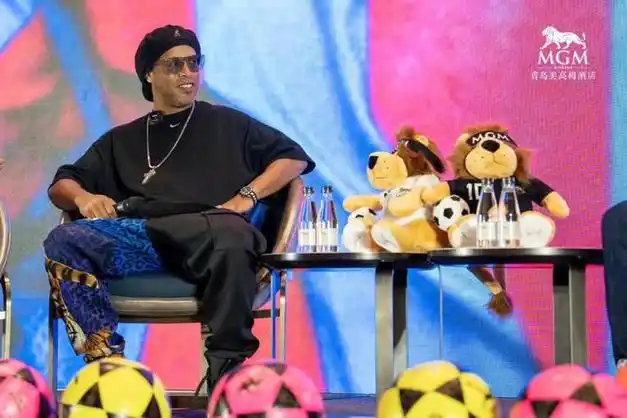 不在意外界 不在意外界