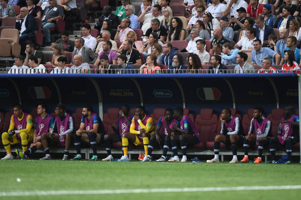 赛与社区活 赛与社区活