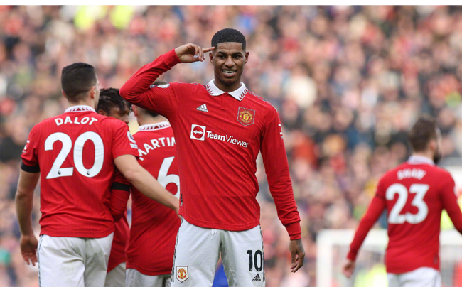 将球送入网 将球送入网